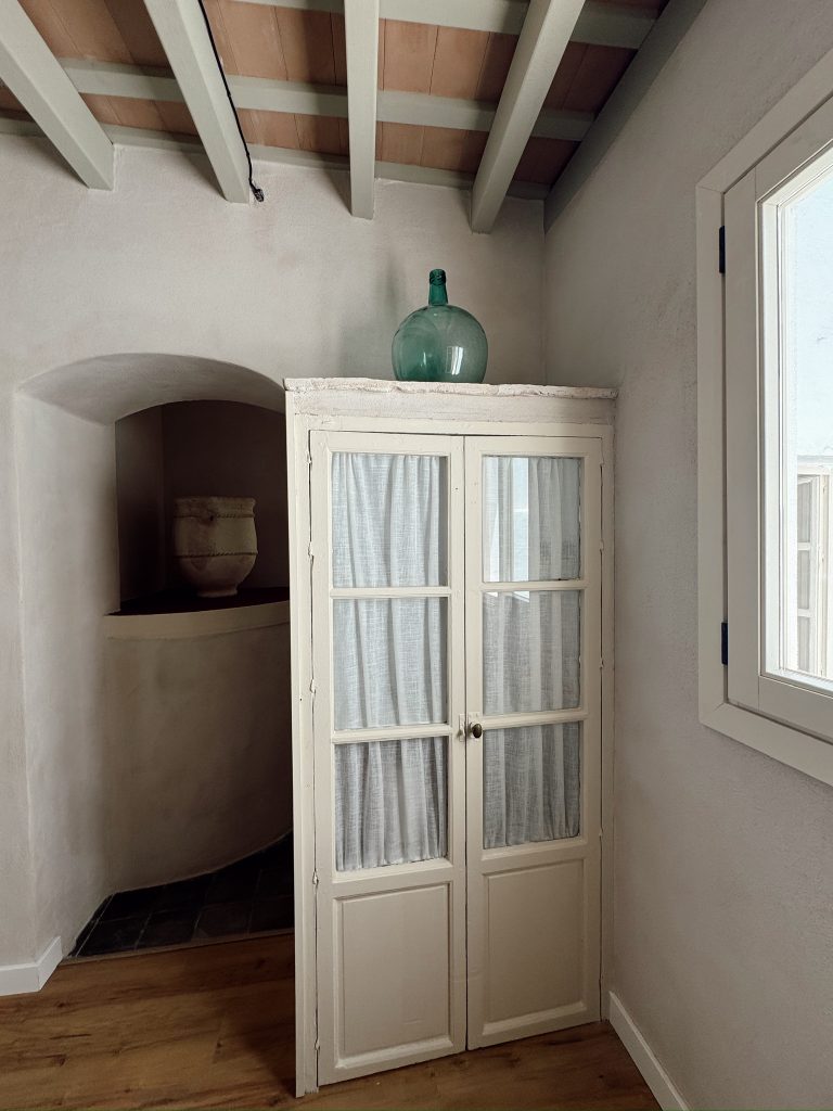 Armario de la cocina del apartamento estándar