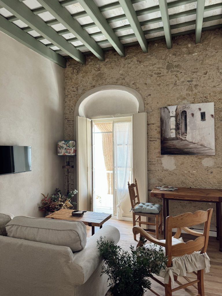 Salón-comedor del apartamento superior